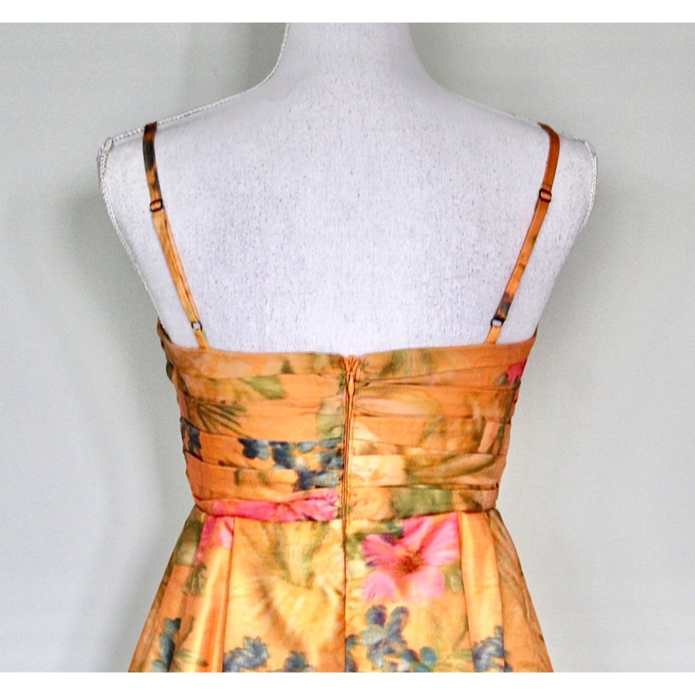 🌈 Gorgeous Floral Anthropologie Cocktail Dress - Picture 9 of 10